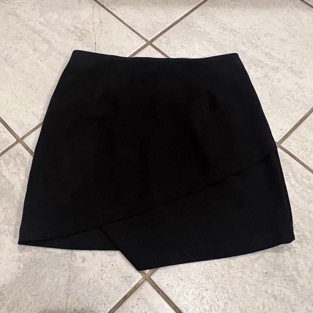 BY THE WAY WOMENS HIGH WAISTED MINI SKIRT, SIZE SMALL, BLACK